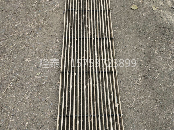 竹鴨床（竹雞床）